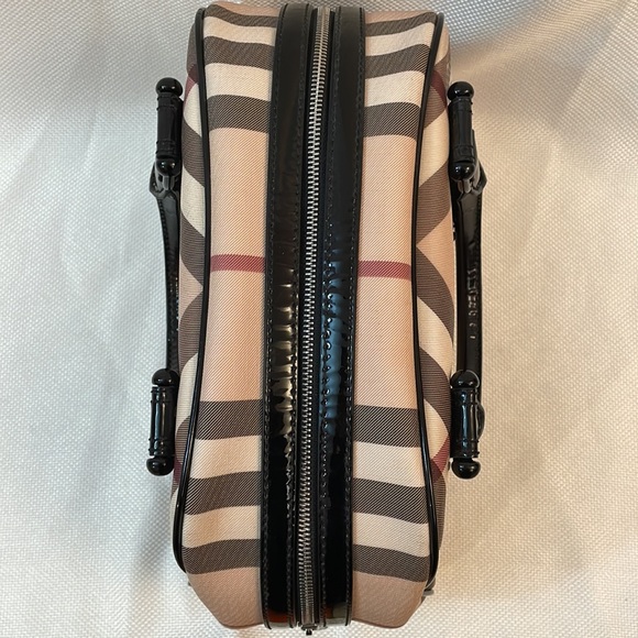 ❤️ Authentic Burberry Supernova Leather Handbag - Picture 4 of 13